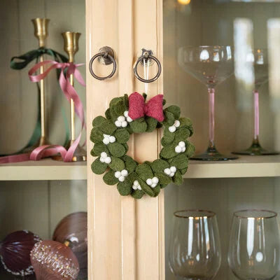 Mistel Kranz mit Schleife Filz